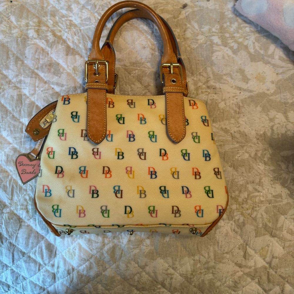 dooney and bourke shoulder bag